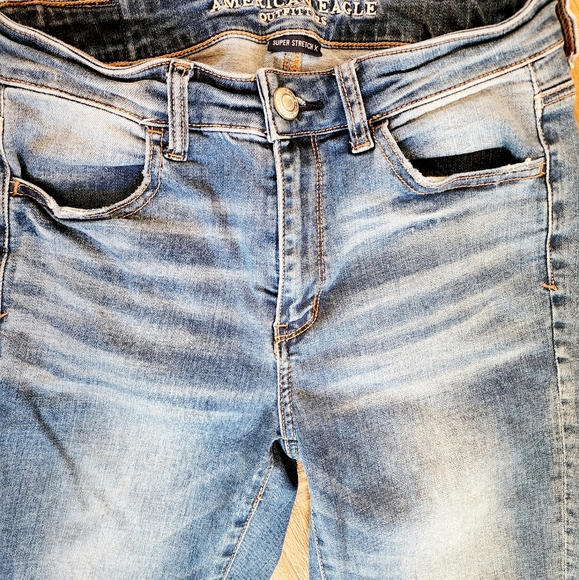 American Eagle Hi Rise Jegging Size 6 - Picture 6 of 8
